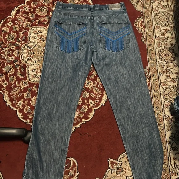 New - Picture 2 of 2